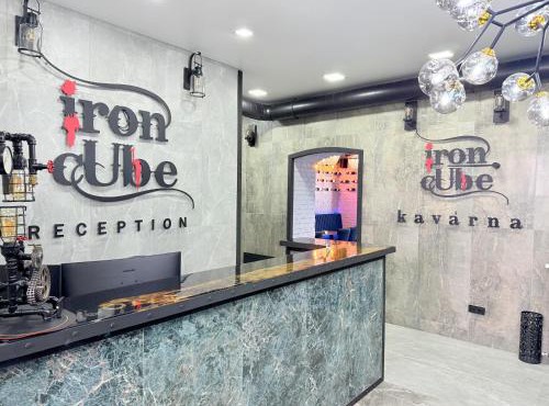 Residence IRON CUBE