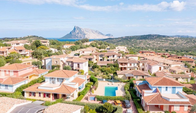 Residence La Tartaruga Terrace with swimming pool
