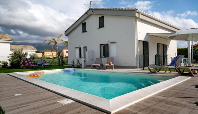 Residence Salinelle Beach Villa Vulcano 4