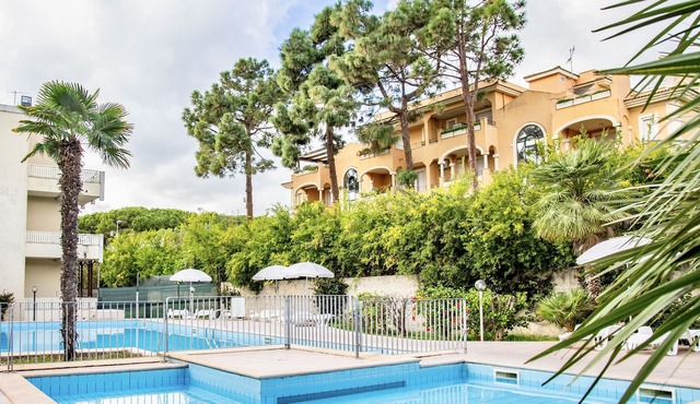 Residence with pool in Alghero