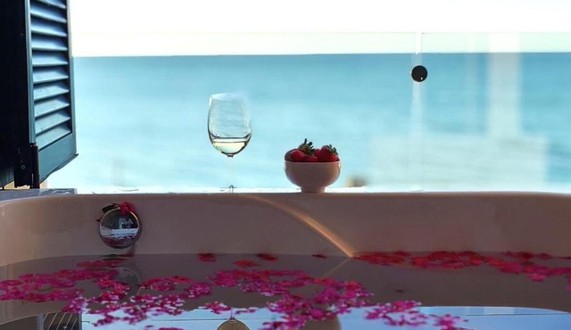 Residencia Marevento & Yate II - Sunset Haven