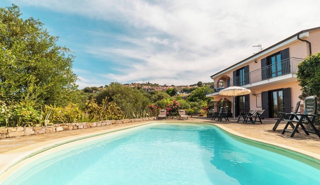 Residenza Loremar - Villa with pool