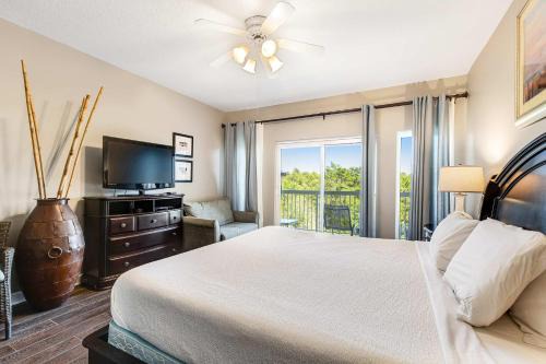 Resort Studio with Nature Preserve Views