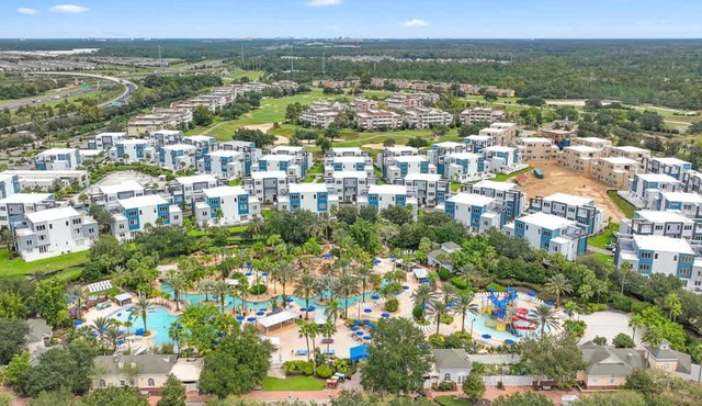Resort-style 4-bed Loft Condo