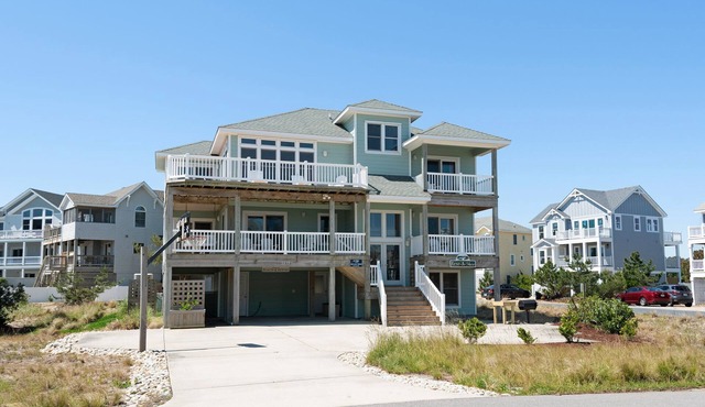 Rest-A-Shore: Ocean View, Heated Pool, Hot Tub, Rec Room w/Pool Table