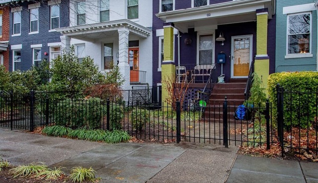 Rest Easy in this Bloomingdale English Basement near 4 DC Hospitals