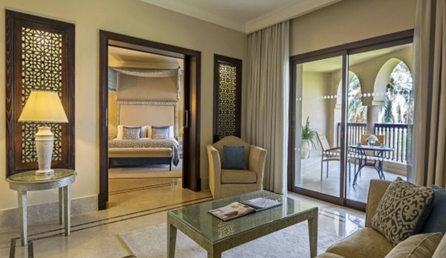 Restful Garden View Escape for Families, Close to Beach and Local Attractions