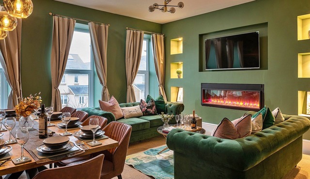 Retreat in Pwllheli near Blue Flag Beaches