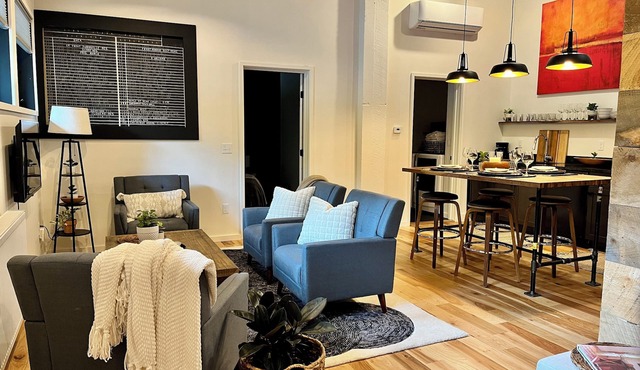 Revitalized Firehouse Retreat in Downtown Shelburne Falls. Walk to Everything!