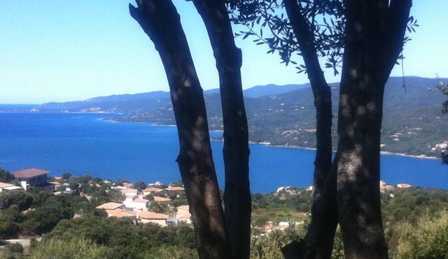 rez-de-villa Propriano 2/4 pers Air-conditioned 2km plage vue 180°sur mer et montagnes