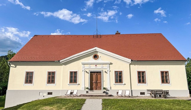 Rezidenca Korman by Interhome