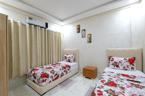 Riad Bollywood- International