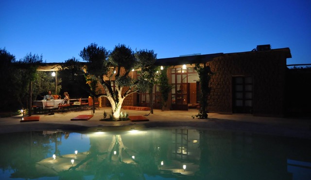 Riad hosts Dar Rocailla, Swimming pool 28 °, 26 rooms, 30 pers MAX