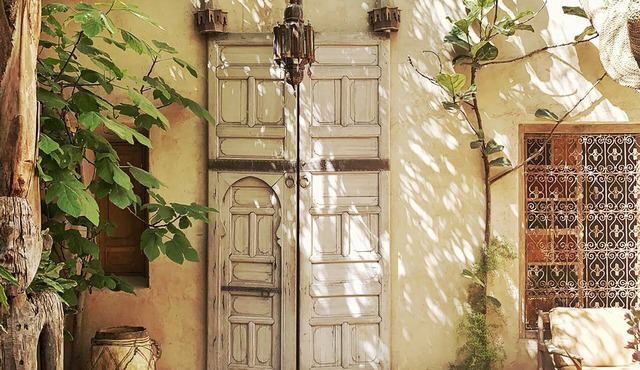 Riad Kbour & Chou