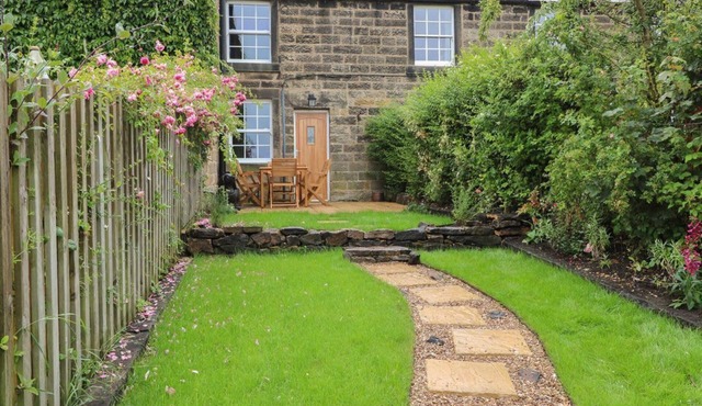 Riber View: A Scenic Retreat