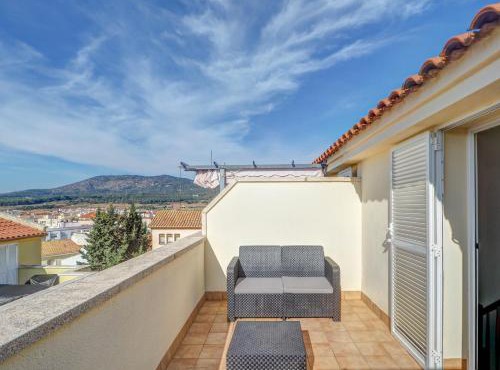 Ribes Duplex by Hello Homes Sitges