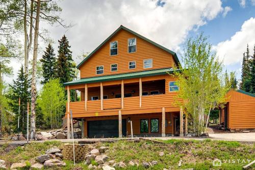 Ridgeview Retreat - Huge Cabin w/Private Hot Tub