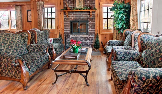 Ridgeway Inn - Blowing Rock