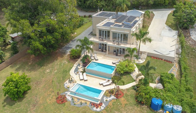 Rincon View Suite 01 with infinity pools & mountain views!
