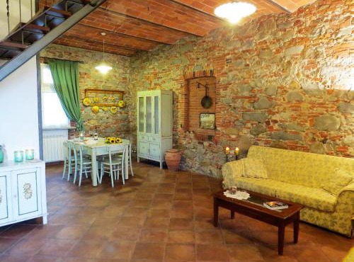 Rio Corso, antico cascinale toscano
