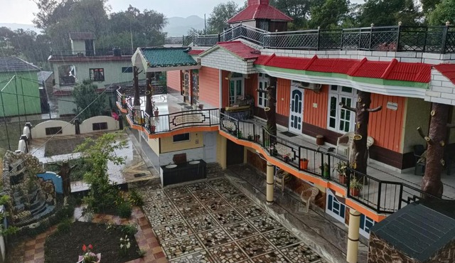 Rishik Home Stay