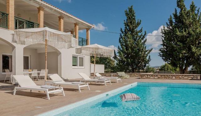 Rivazzurra Beachfront Luxury Villa