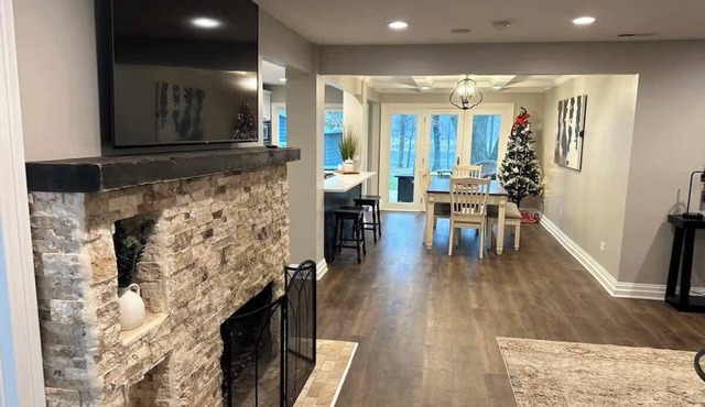 River Access Game room Backyard King W/D Parking