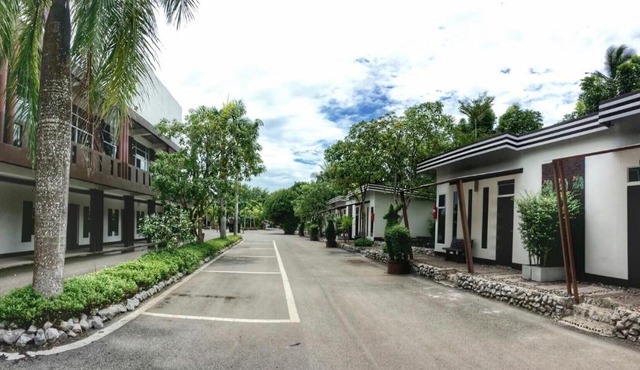 River Nature Hotel