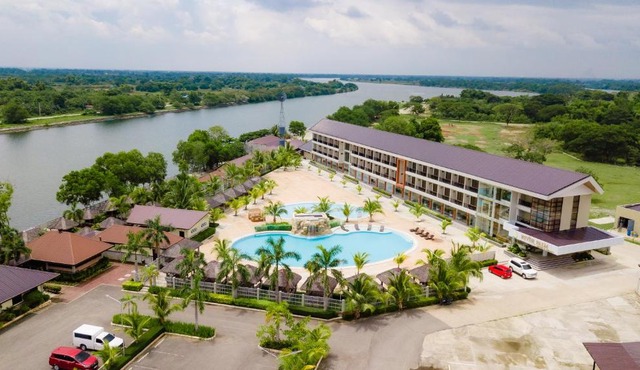 River Palm Hotel and Resort powered by Cocotel
