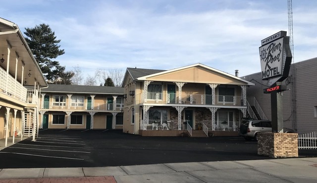 River Road Motel