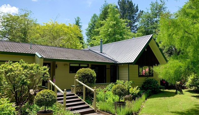 River Road Spa Lodge - Broadlands Forest
