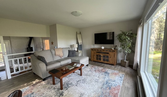 River Rock Beach House, Irish Beach private access