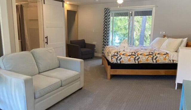 River's Edge Gabbro Suite
