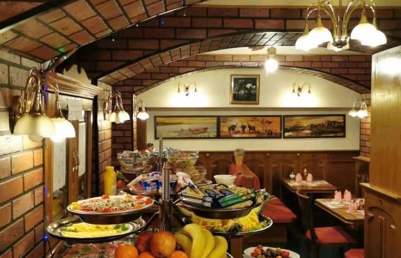River Star Hotel
