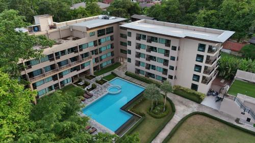 River Tree Resort