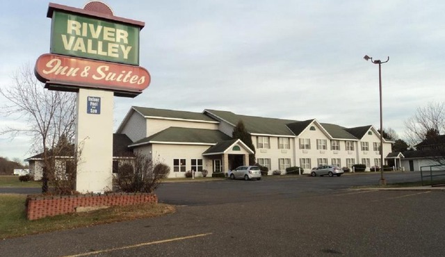 River Valley Inn & Suites