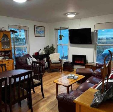 River View - Modern 4 Bedroom Bungalow