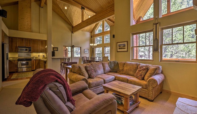 Riverfront Alpine Meadows Resort Townhome w/Pool!