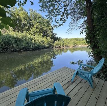 Riverfront Cabin Retreat - Private Dock & Wildlife Views