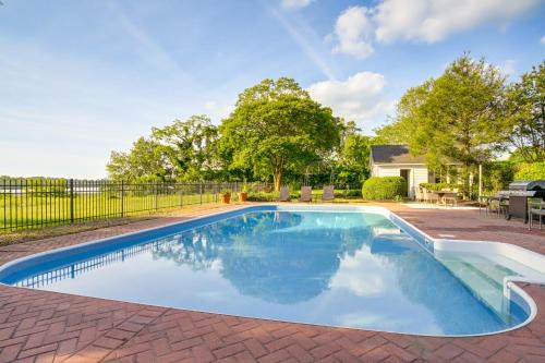 Riverfront Denton Estate on 7 Acres w/Heated Pool