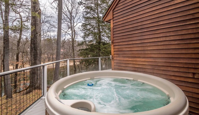 Riverfront home on the Saco River with a hot tub, close to everything.