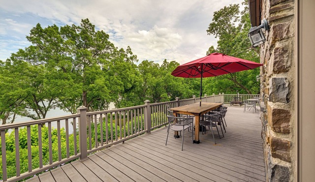 Riverfront Hudson Valley Gem w/Beach Access!
