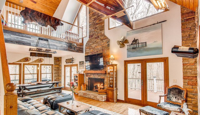 Riverfront Lake Lure Lodge w/ Fire Pit & Deck!