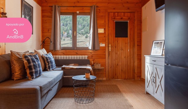 Riverfront Retreat by Grandvalira & Parking