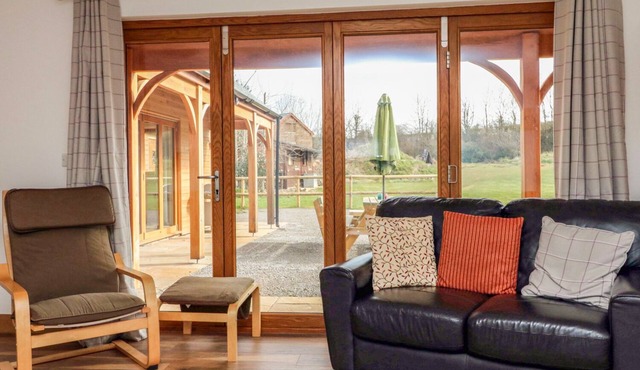 Riverside Lodge