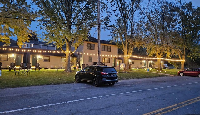 Riverside Motel