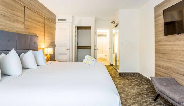 Riverside Vacation Rentals by Rocketstay