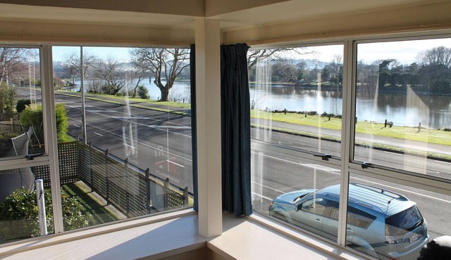 Riverview Motel