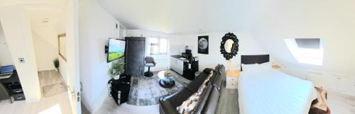 Riverview, Stylish Non Smoking Loft Ensuite 4 Rent