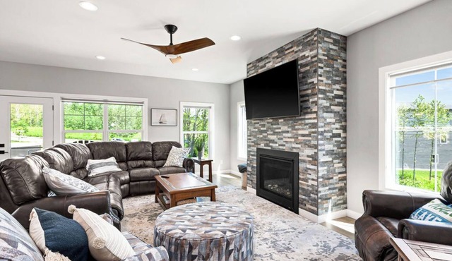 RiverWest Up North Oasis-Sauna-Dog Friendly